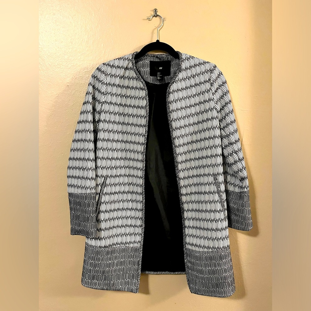 H&M Black and White Abstract Print Striped Color-block Light-weight Coat 2